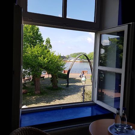 Hotel Havenhaus Bremen Bagian luar foto